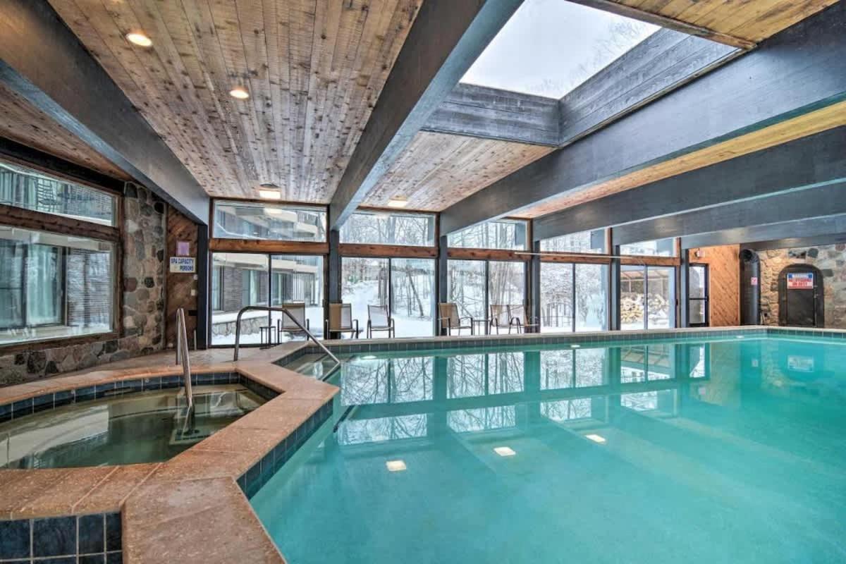 Top Floor Luxury, Sauna, Private Pool, Lake Bellaire Beach, 5 Beds, 4 Full Bath Экстерьер фото