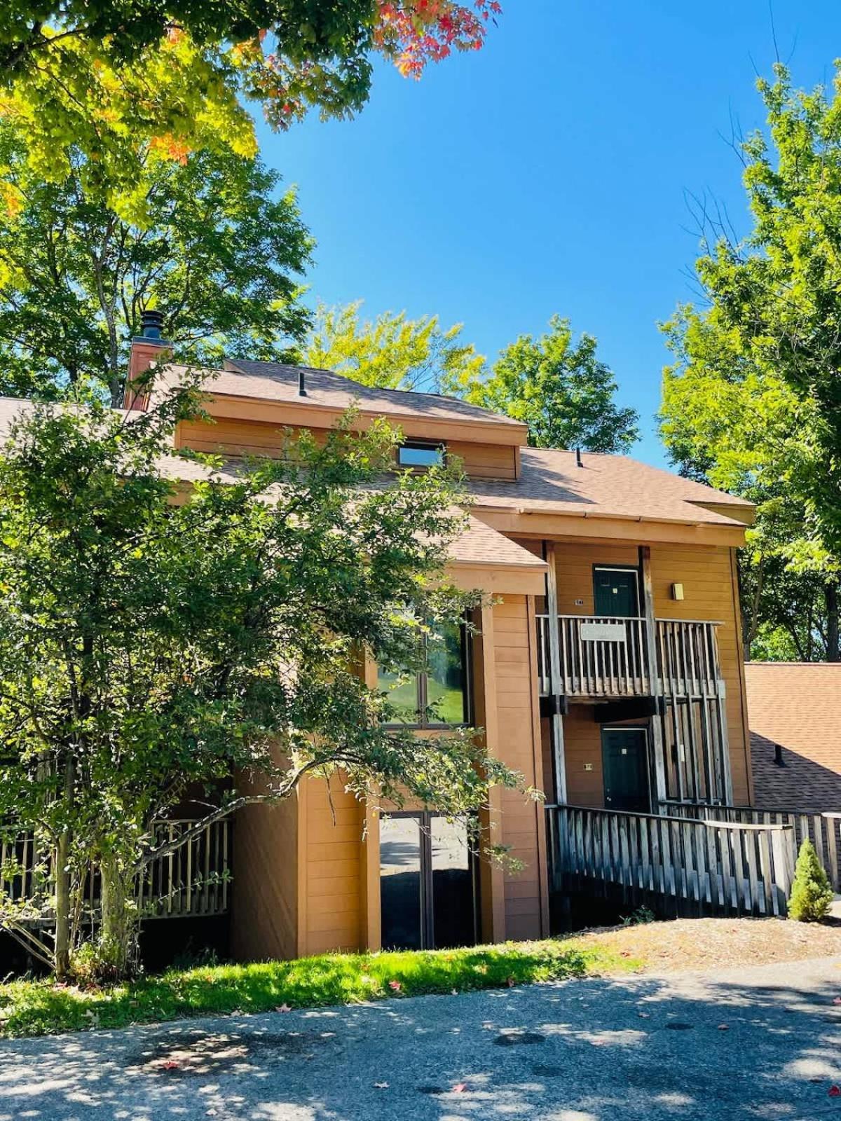 Top Floor Luxury, Sauna, Private Pool, Lake Bellaire Beach, 5 Beds, 4 Full Bath Экстерьер фото